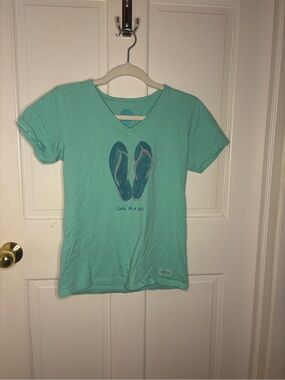Life Is Good Aqua V-Neck T-Shirt with Flip-Flop Graphic size XS